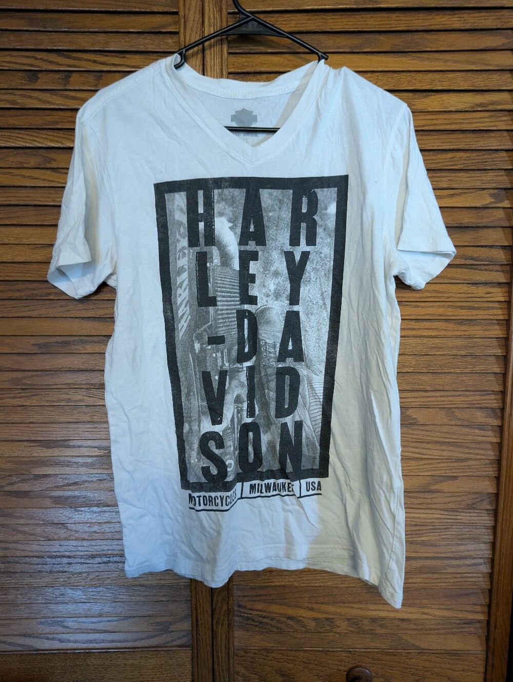 Harley Davidson‎ Ladies White V neck Tee Shirt Size Large